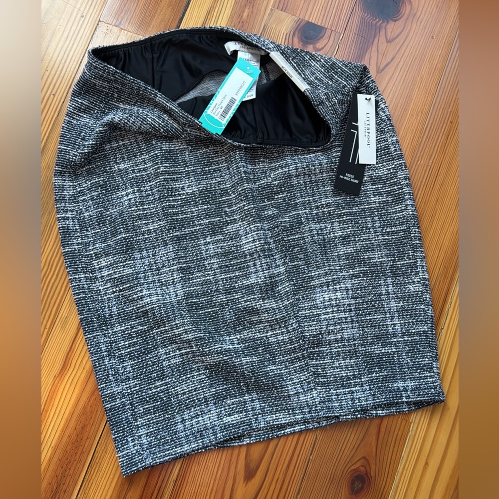 NEW with Tags, Liverpool Los Angeles Pencil Skirt, Size 8p